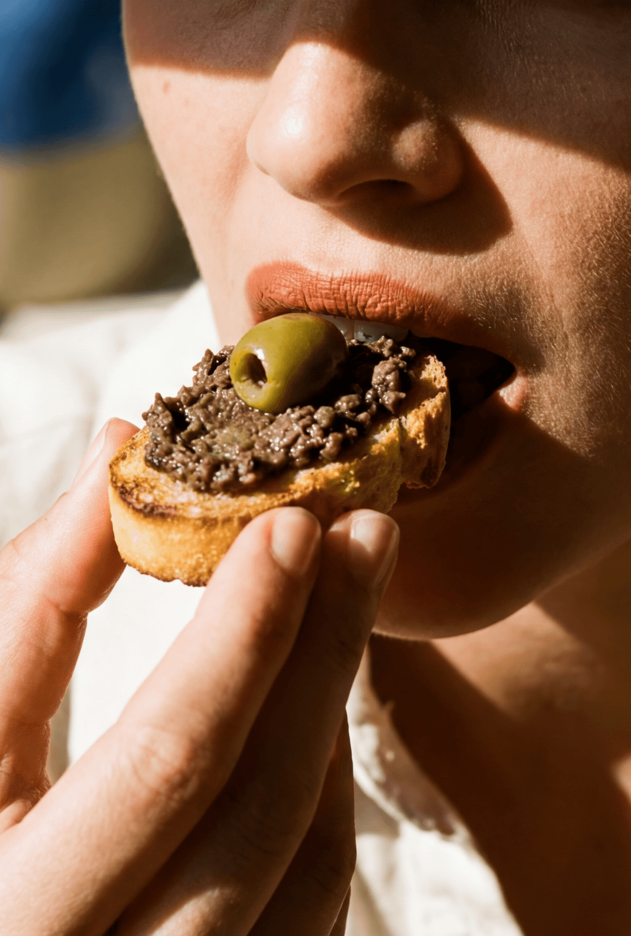 tapenade olive crostini apero mediterraneen bouchee